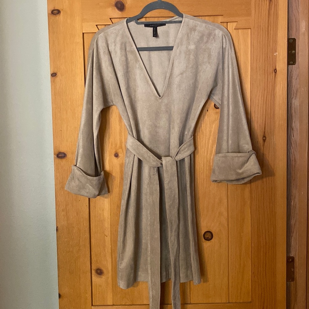 BCBGMAXAZRIA Size XXS tan
